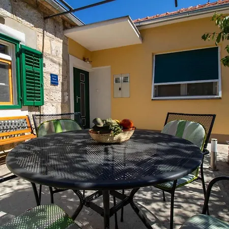 Apartment Ivan